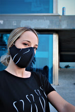 Cargar imagen en el visor de la galería, Mascarilla "Pasarela"